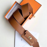  Elegant handbag carried on shoulder 10