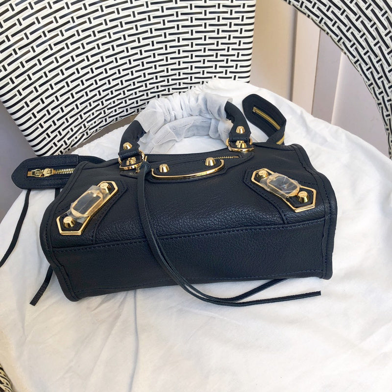 Interior view of elevated refined women's handbag – women's premium purse