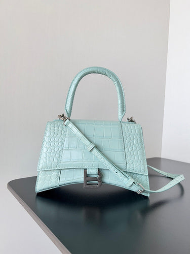 Zivas Charm Versatile Design Statement Handbag (Modern Wardrobe Staple) – Front View
