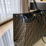 Ziva's Charm handbag – detail view (41cm*16cm*30cm)