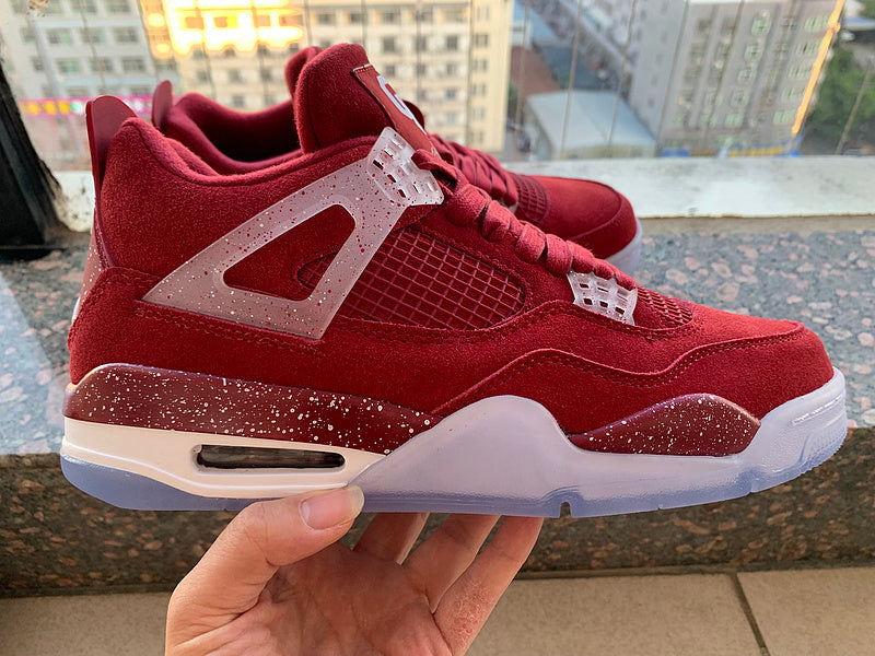 Nike Men's & Women's Designer Low-Top Shoes — Style 209 angle view