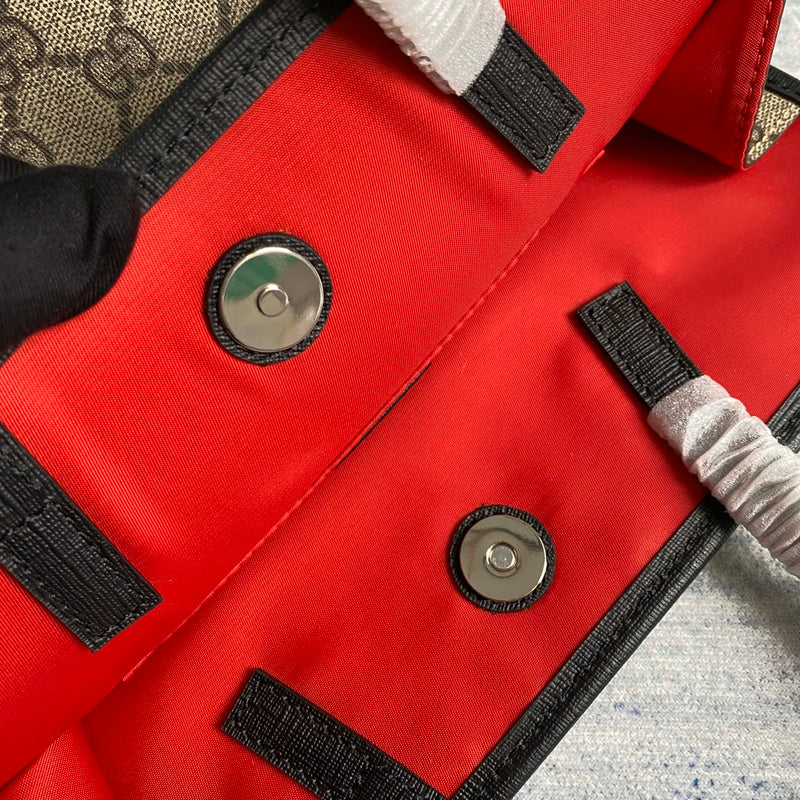 Close-up detail of refined elevated women's handbag – women's everyday handbag