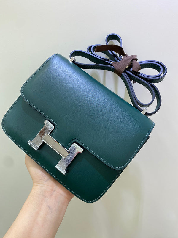 Close-up detail of timeless bag design