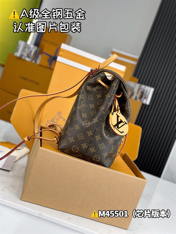  Contemporary tote bag carried on shoulder 10