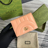 Side profile of everyday-luxe statement women's handbag – women's designer-style accessory