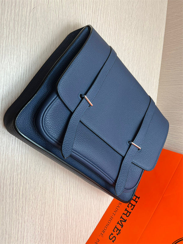  signature handbag detail view showing craftsmanship 20