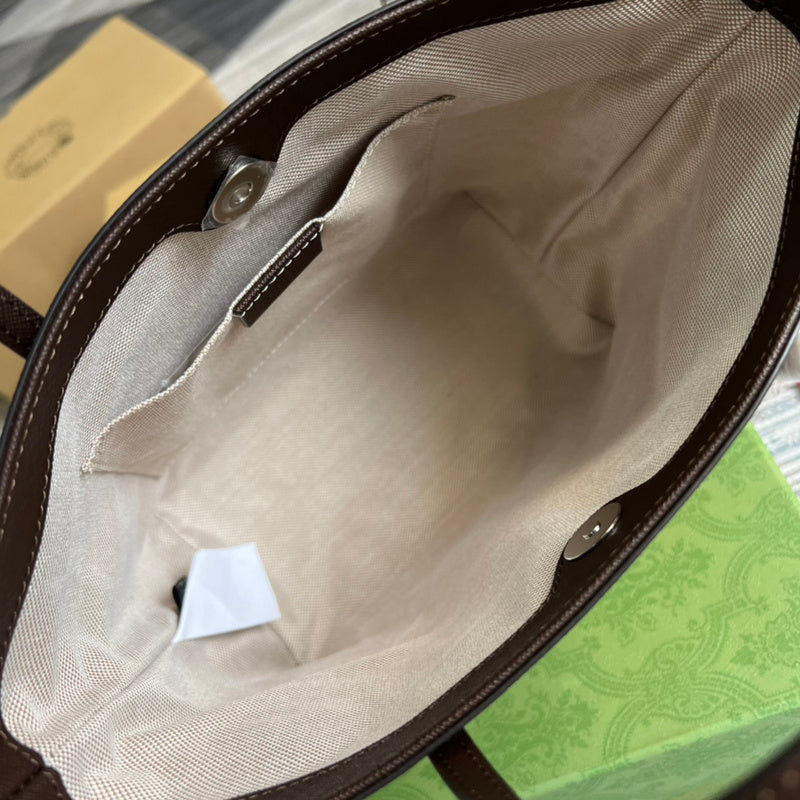 Side profile of classic everyday-luxe women's handbag – women's everyday handbag