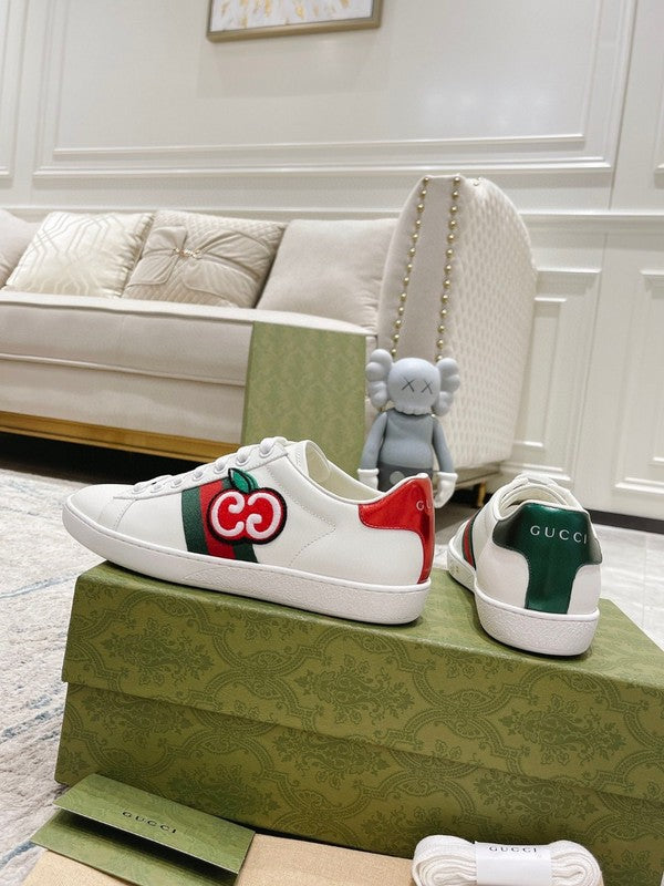 Gucci bold contrast luxury sneakers view 7 sleek tonal finish