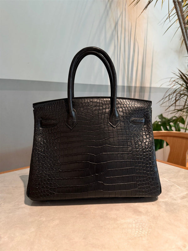 Effortless bag shown from front angle