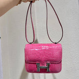  graceful structured bag detail view showing craftsmanship 14