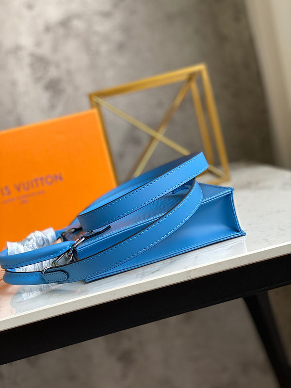 Back view of modern statement women's handbag – women's everyday handbag