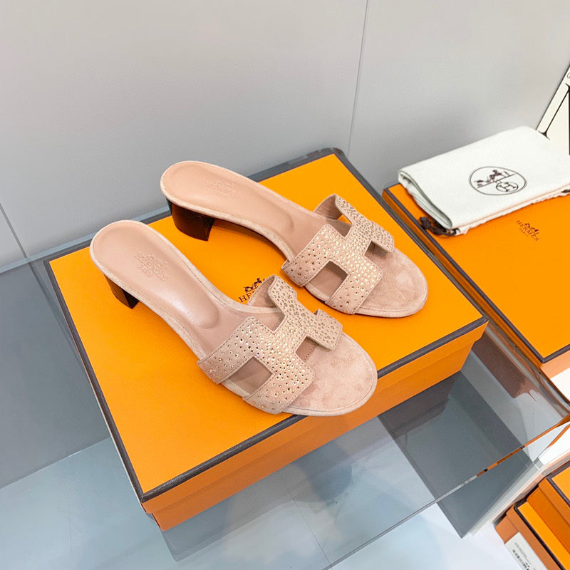 Hermes sandals Style 190 - sole and craftsmanship detail