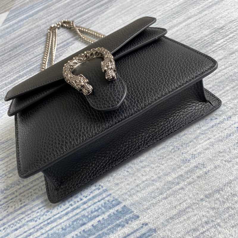 Back view of everyday-luxe signature women's handbag – women's designer-style accessory