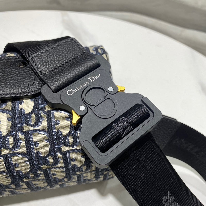 Top view of everyday-luxe polished women's handbag – women's luxury handbag