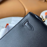 Effortless handbag styled for everyday wear