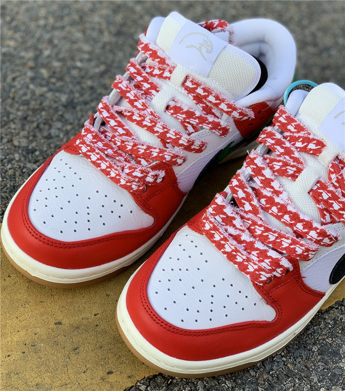 Nike Men's & Women's Premium Casual Sneakers — Style 040 close-up view