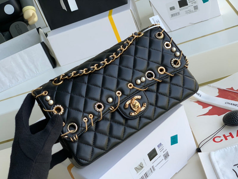  women's handbag, mid design, view 5
