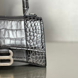 Zivas Charm Polished Finish Statement Handbag (Everyday Luxury Essential) – Styled Look