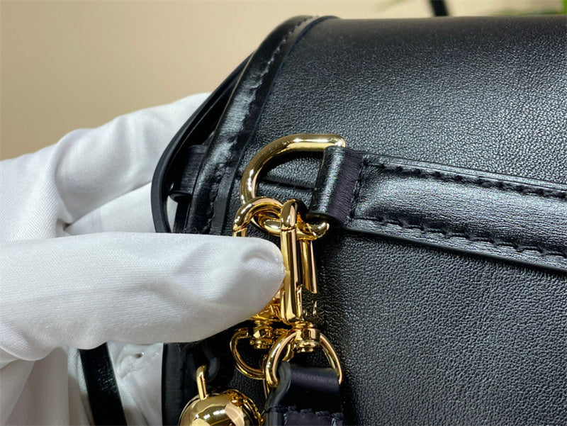  modern handbag detail view showing craftsmanship 14