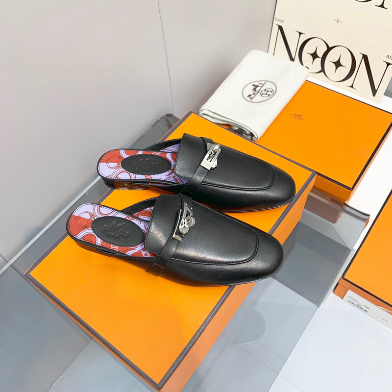 Hermes sandals Style 168 - sole and craftsmanship detail