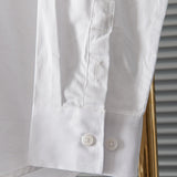 Front view of Burberry luxury piece style No.041