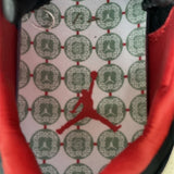 Nike Men's & Women's Premium Low-Top Trainers — Style 253 close-up view