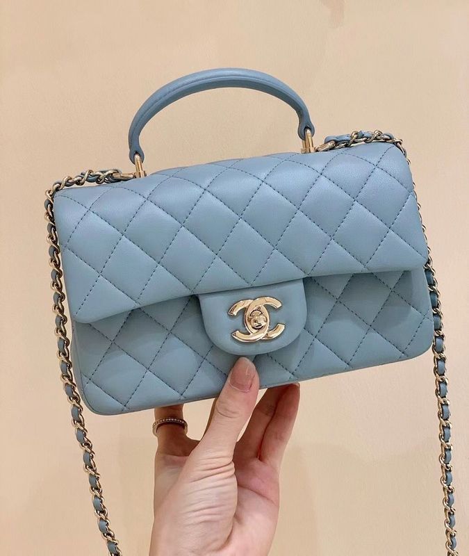  women's handbag, mid design, view 3