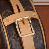  Classic everyday bag front view 7