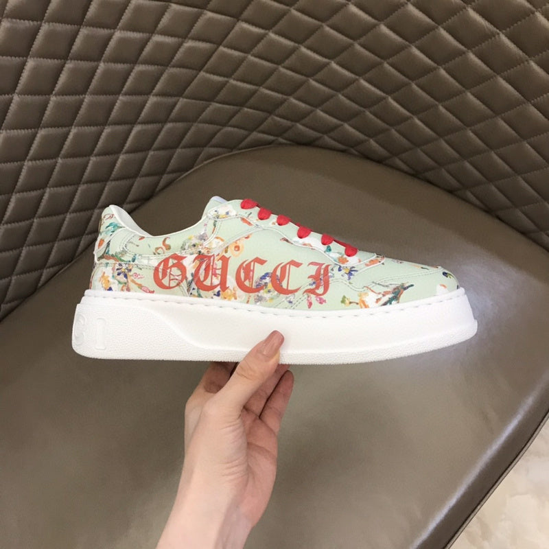 Gucci classic monochrome luxury sneakers view 5 cushioned comfort fit
