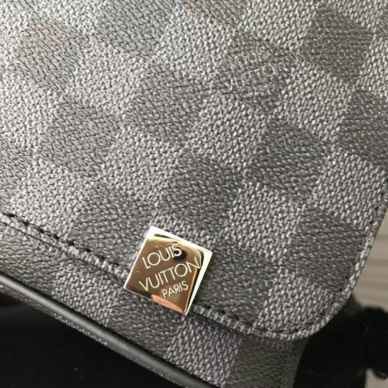Styled lifestyle shot of classic premium women's handbag – women's statement bag