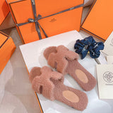 Hermes shoes Style 289 - texture and material detail