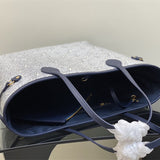  crossbody bag interior and compartment view 9