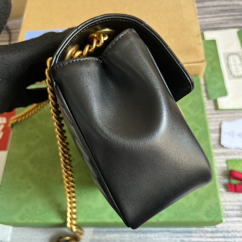 Interior view of effortless premium bag