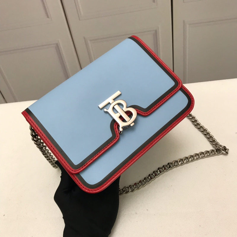 Ziva's Charm handbag – close-up view (one versatile size)