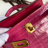 Sophisticated handbag styled for everyday wear