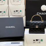  handbag, compact everyday style, image 5