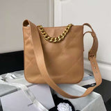  women's handbag, spacious design, view 2