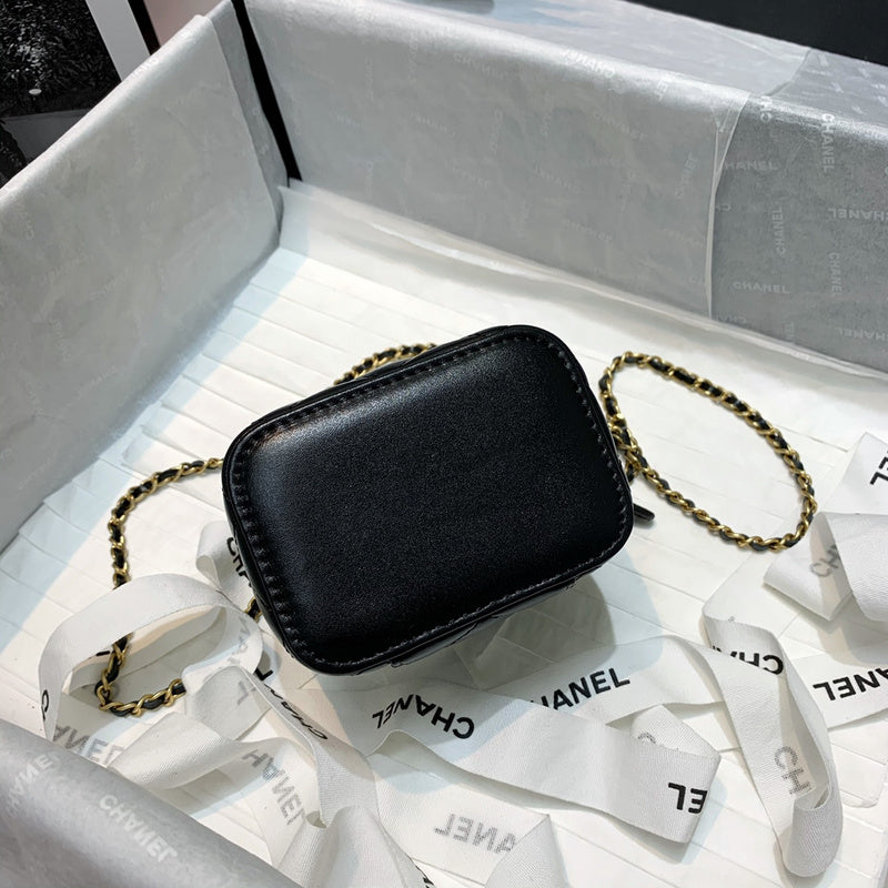  women's handbag, versatile design, view 5