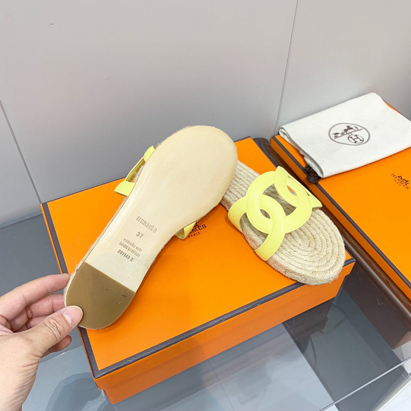 Hermes sandals Style 199 - logo and branding close-up