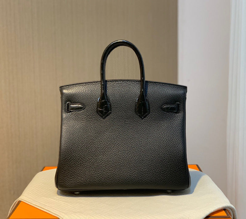 Close-up detail of balanced bag design