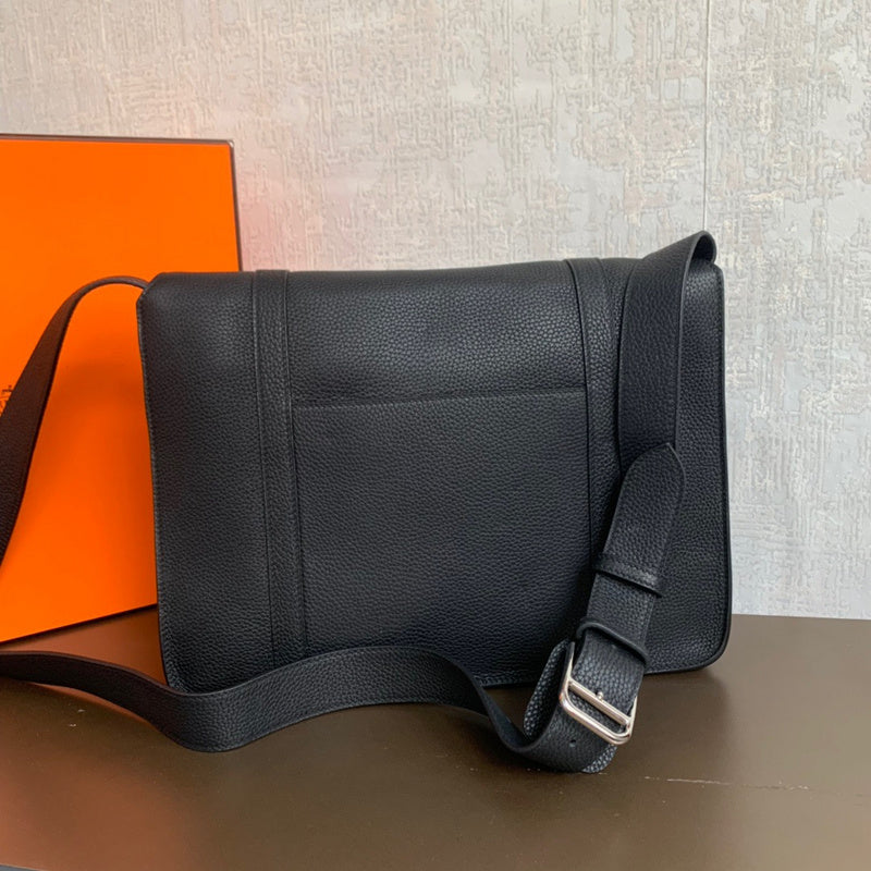 Sleek bag women's premium everyday handbag