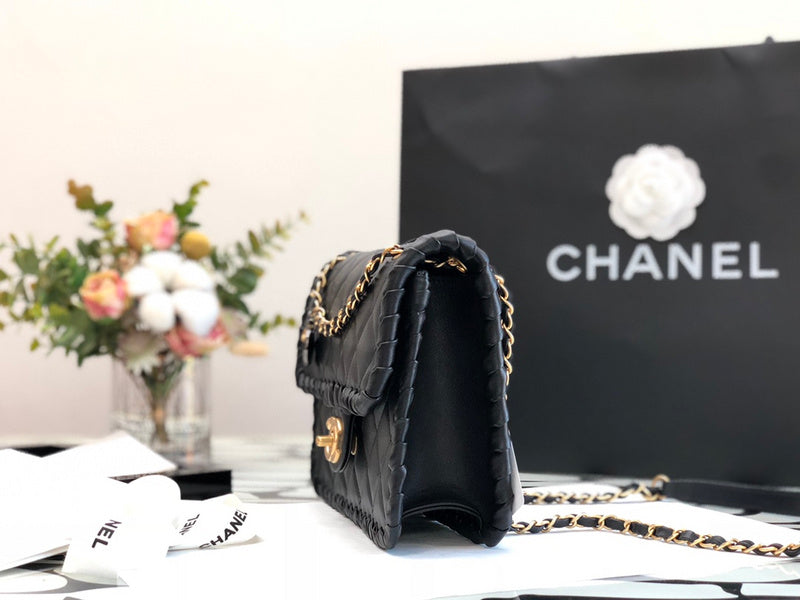  women's handbag, mid design, view 6