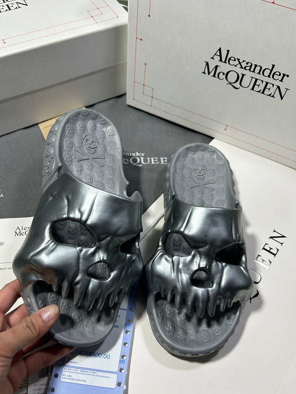 Alexander McQueen shoes Style 017 - close-up of bold signature style