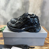 Balenciaga shoes Style 057 - texture and material detail
