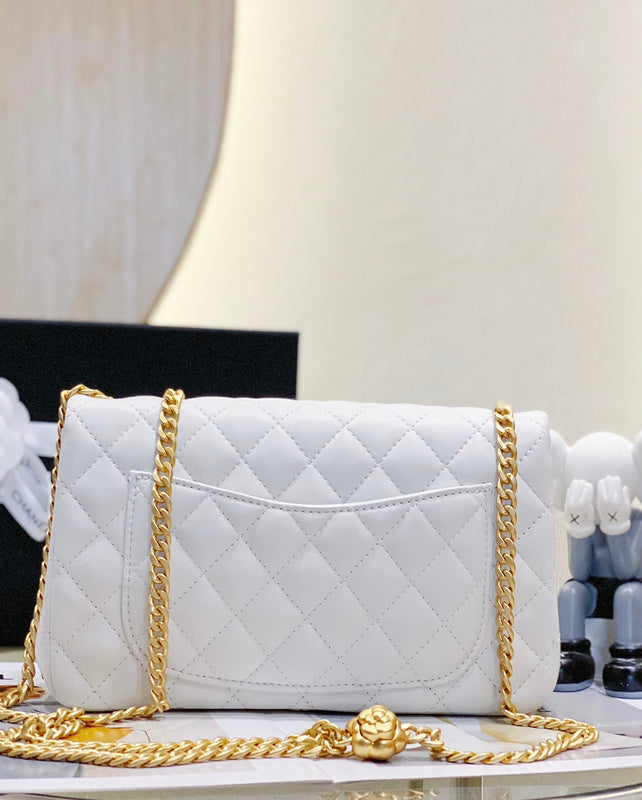  women's handbag, mid design, view 3