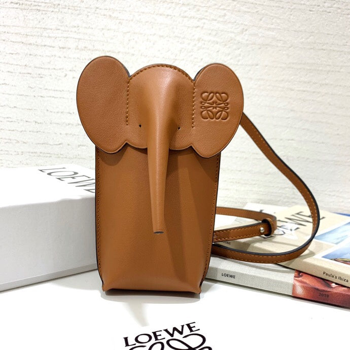 Ziva's Charm handbag – side angle view (8cm*4cm*19cm)