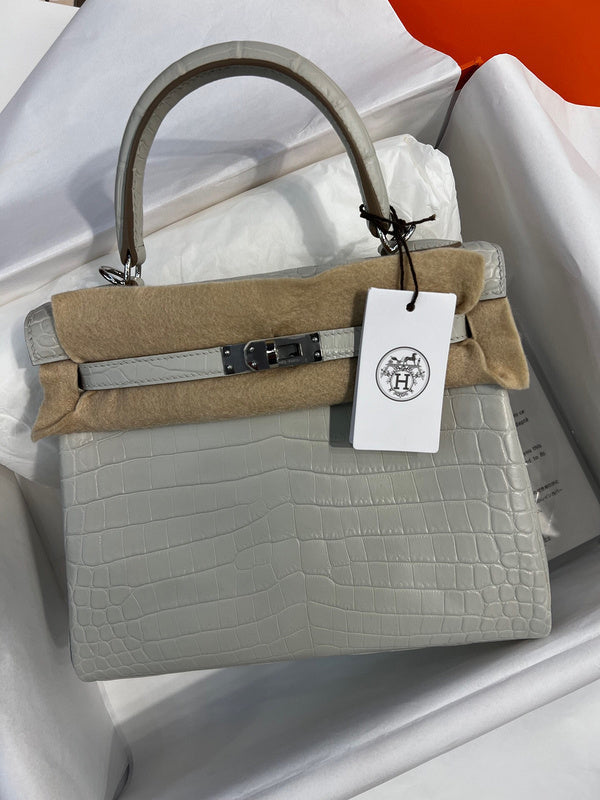 Interior view of structured premium bag
