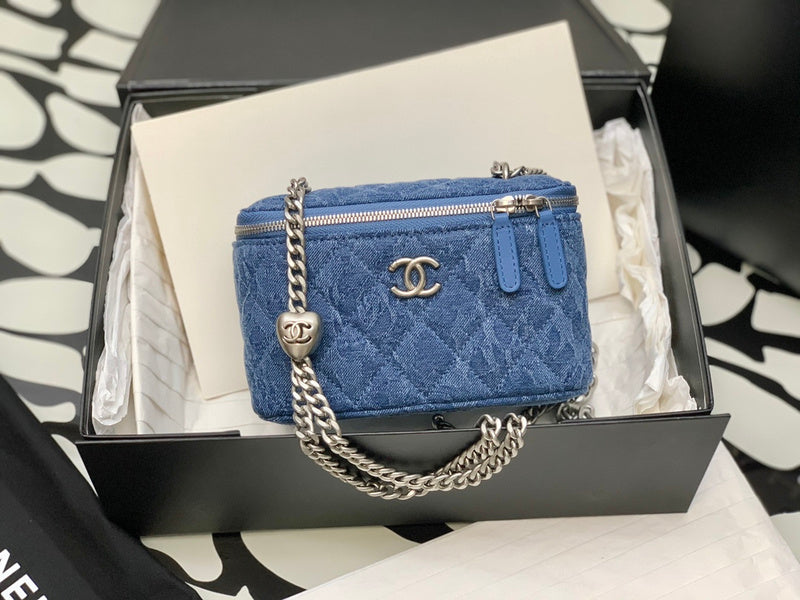  women's handbag, compact design, view 6