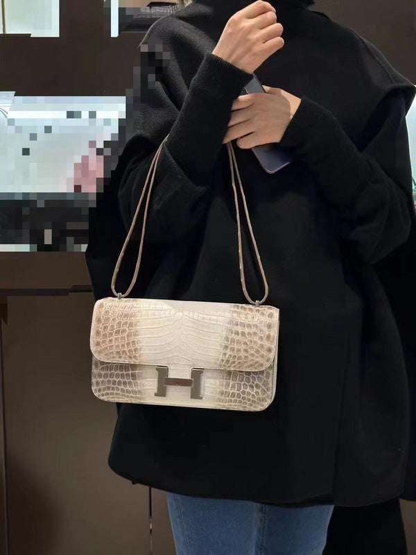 Interior view of sculpted premium bag