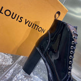 Louis Vuitton shoes Style 222 - logo and branding close-up
